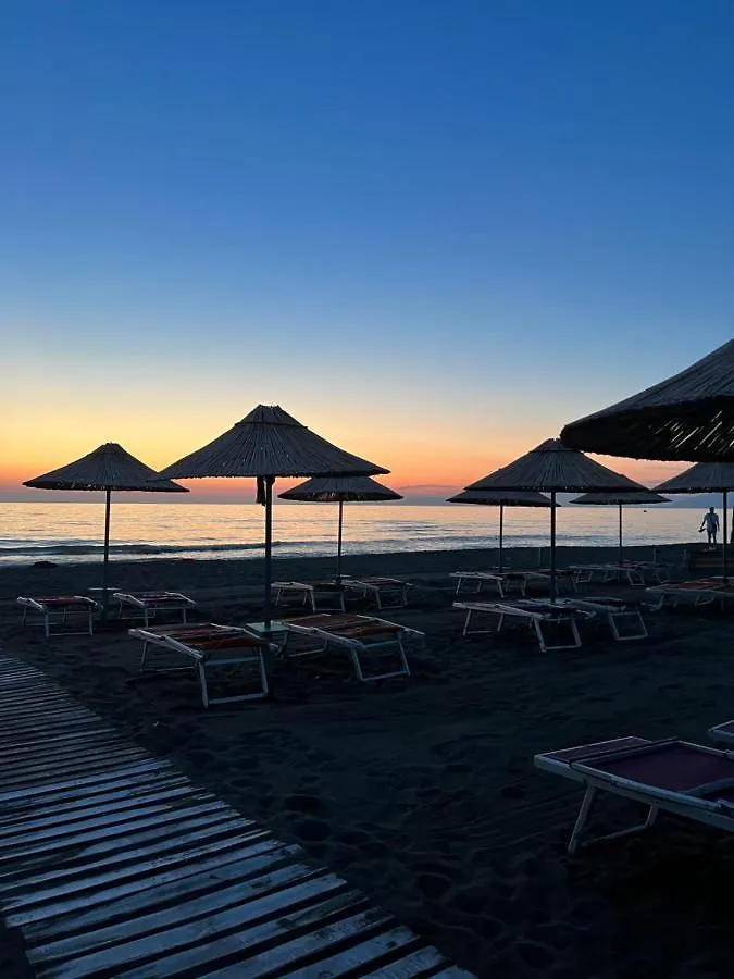 Hotel Firenze Tale Albanien