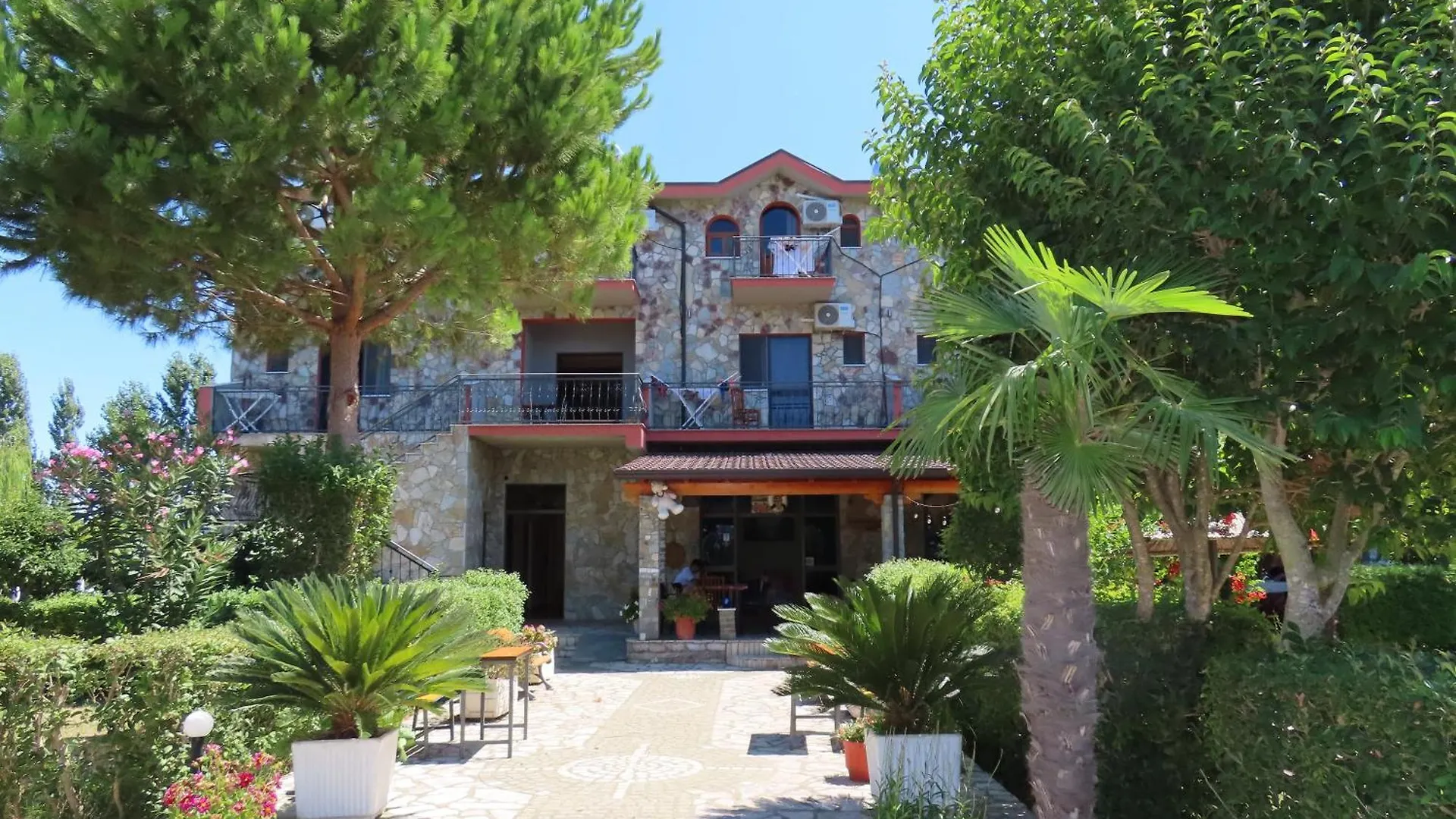 Hotel Firenze Tale Albanien